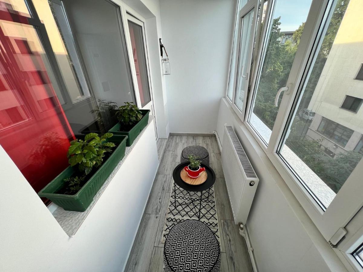 3 Rooms Apartment Airy & Bright Palas Style Яссы Экстерьер фото