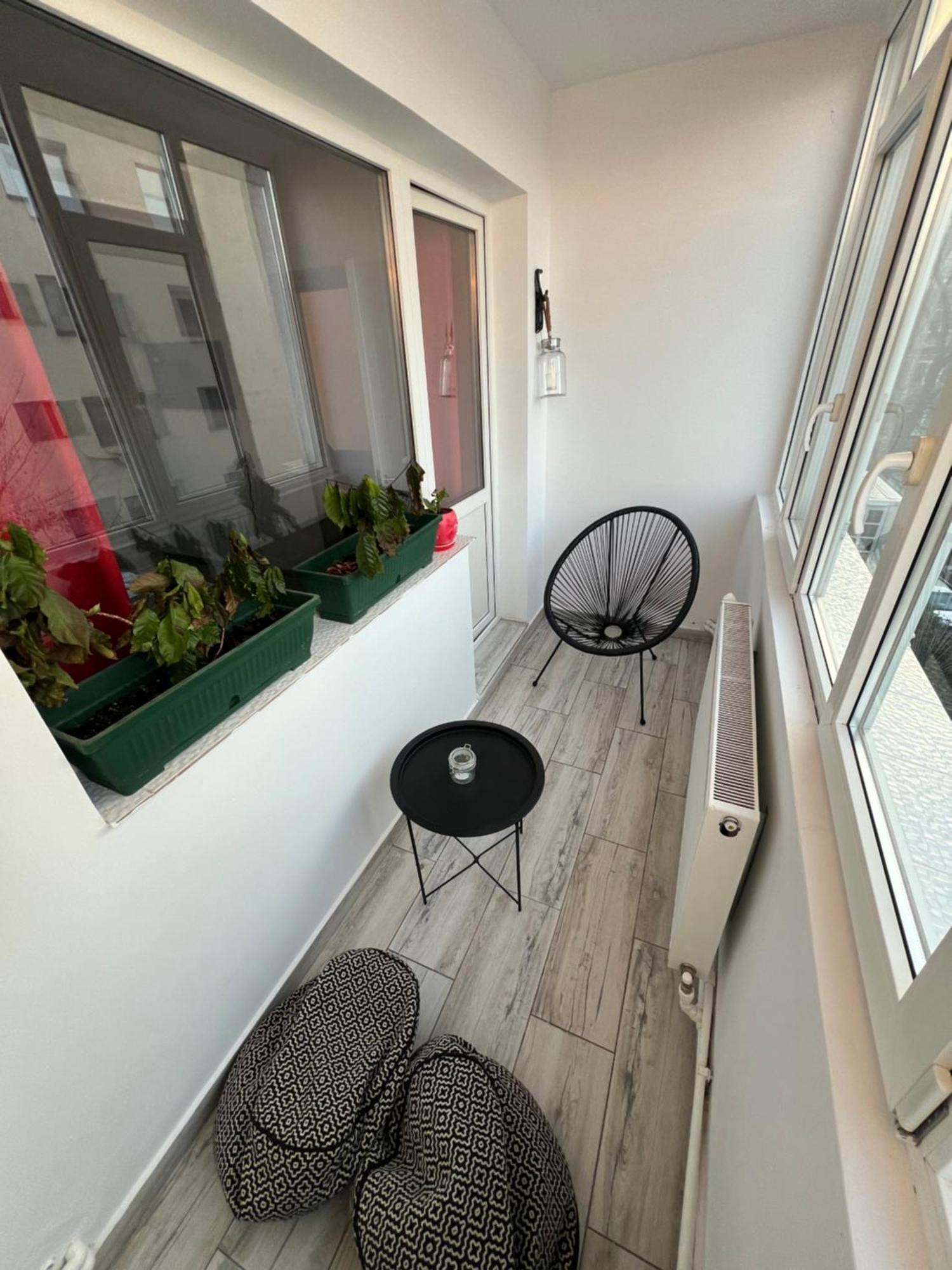 3 Rooms Apartment Airy & Bright Palas Style Яссы Экстерьер фото