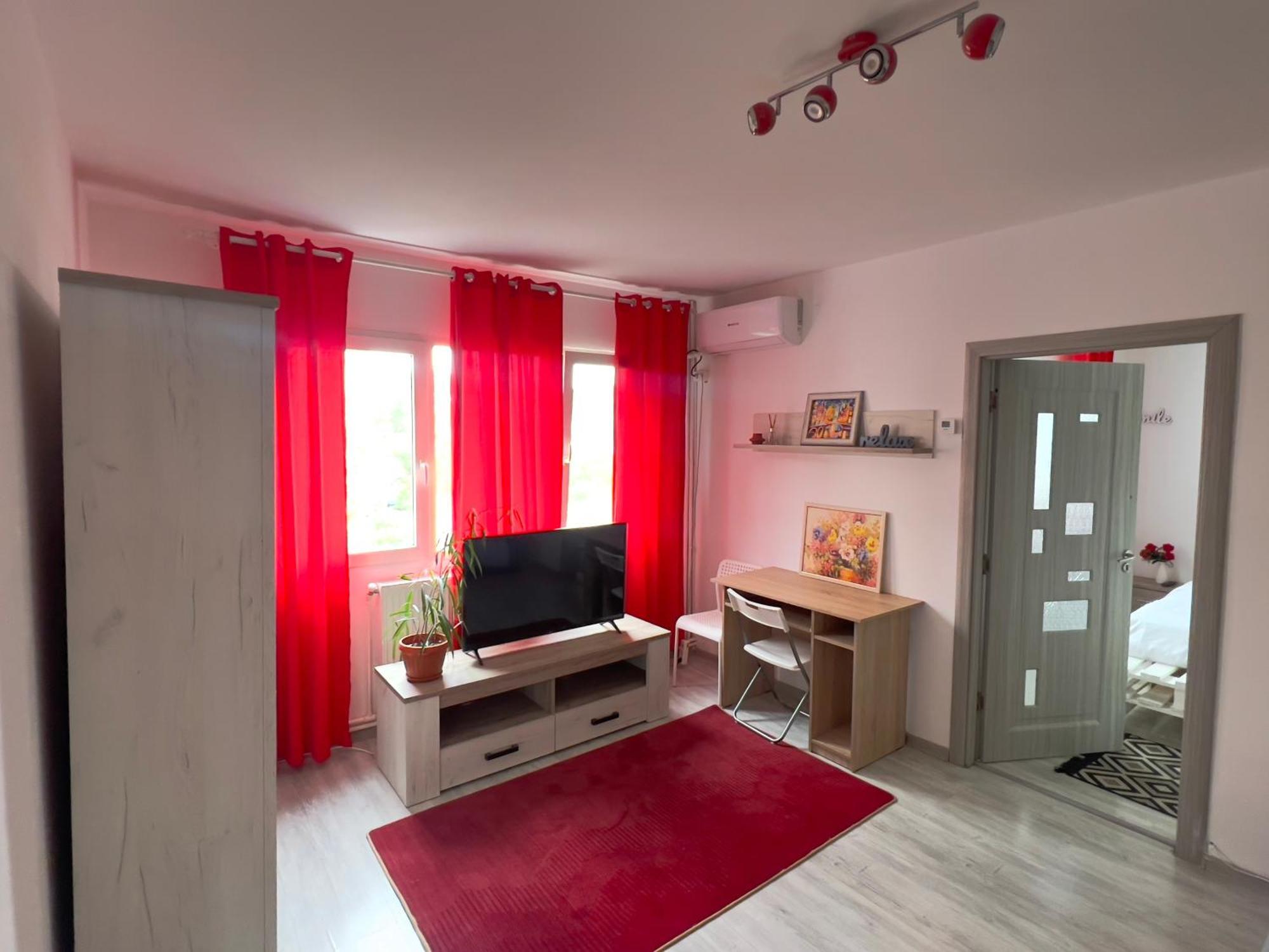 3 Rooms Apartment Airy & Bright Palas Style Яссы Экстерьер фото